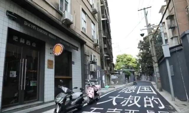沙开面包店亏损9年却有500个孩子受益尊龙凯时新版APP感动！德国夫妻在长(图11)