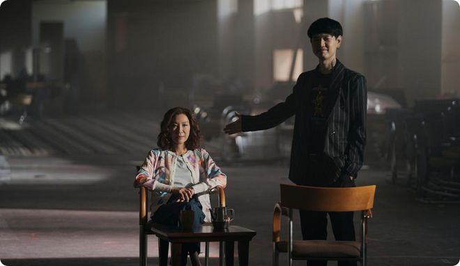 美剧推荐杨紫琼再战黑帮江湖！凯时尊龙2024年爆款黑帮(图4)